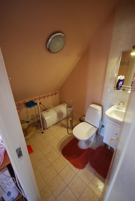 Ida Majutus Hotel Kuressaare Kamer foto
